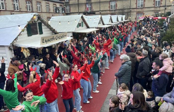 EN FOTOS. Un mercado navideño exitoso a pesar del tiempo desfavorable: último día para saborear la magia de las fiestas en Rodez