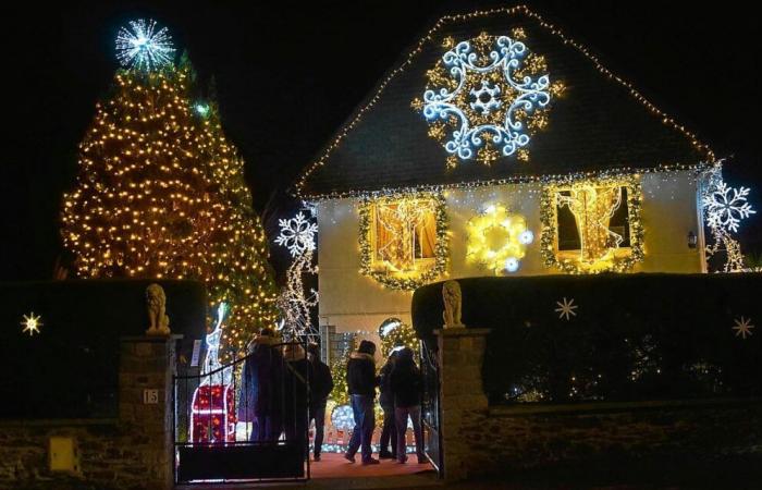 Cerca de Saint-Malo, las iluminaciones de esta casa atraen a la gente desde hace 10 años