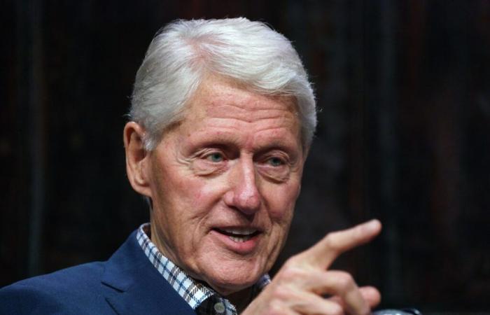 Bill Clinton es dado de alta del hospital tras sufrir gripe