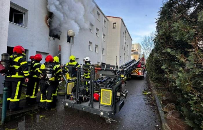 cuatro personas evacuadas a la sala de emergencias