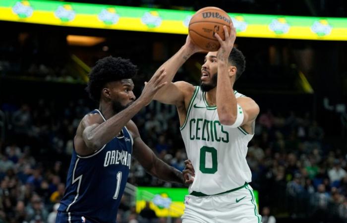 Joe Mazzulla explica el inesperado rasguño de Jayson Tatum en la derrota del Magic