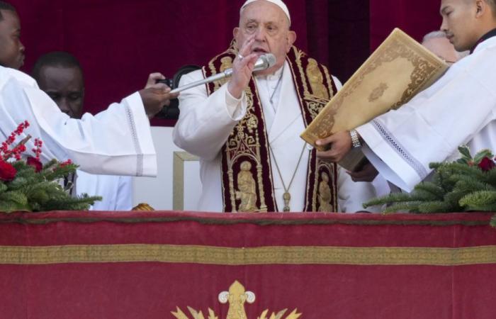 El Papa pide “superar las divisiones” para Navidad