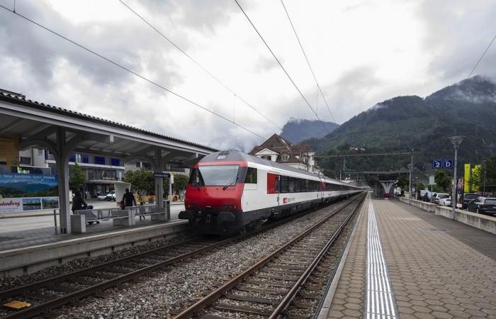 Hombre gravemente herido tras accidente de tren