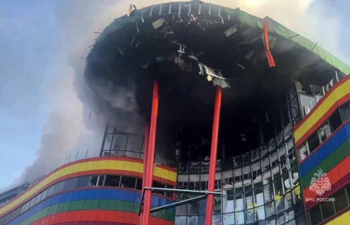 Rusia: un muerto en un incendio en un centro comercial en el Cáucaso