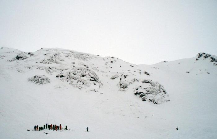 En Les Arcs, Saboya, un adolescente muere en una avalancha