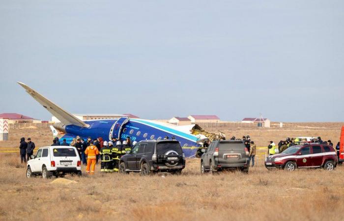 Accidente aéreo en Kazajstán: autoridades del gobierno de Azerbaiyán aseguran que un misil ruso fue el culpable del accidente