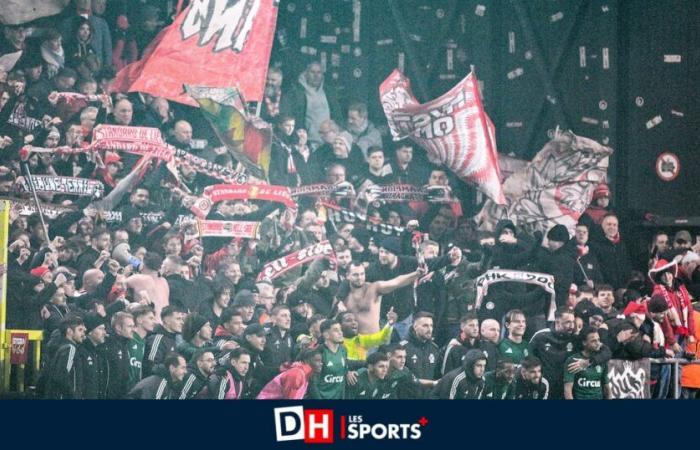 Los jugadores del Standard celebraron con su afición tras el 0-0 en Mechelen: “Están contentos de ver que estamos dando el 150%”