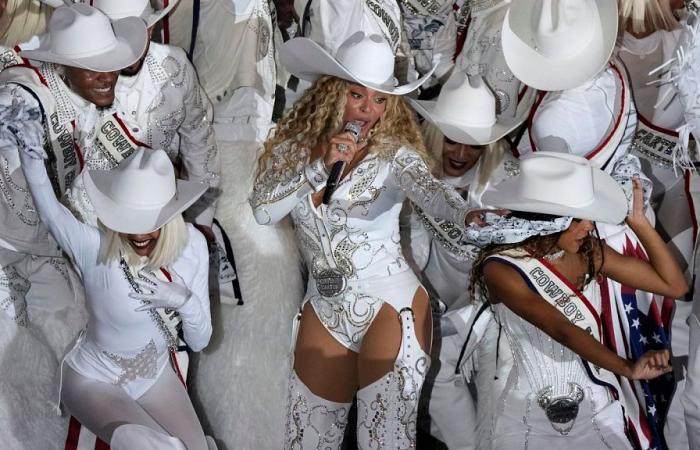 Beyoncé, triunfante en un partido navideño de la NFL, anuncia sorpresas para enero de 2025