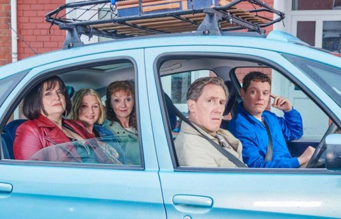 La familia de la estrella de Gavin & Stacey, Laura Aikman, solo descubrió su regreso secreto mientras veía el programa | Noticias de Entidades y Artes