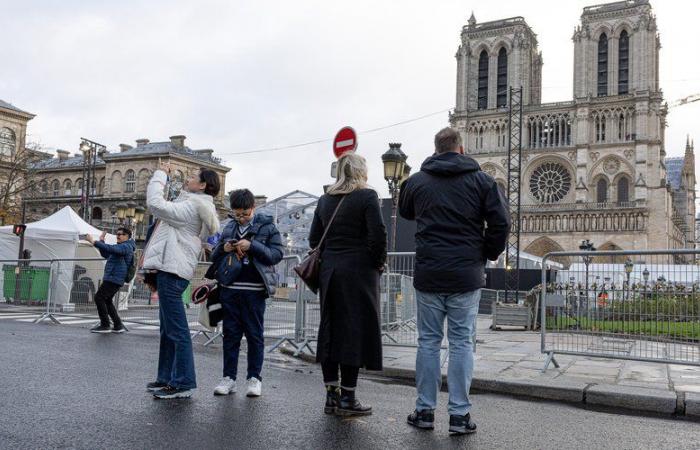 Juegos Olímpicos, Notre-Dame… París se llena de turistas extranjeros para las celebraciones de fin de año