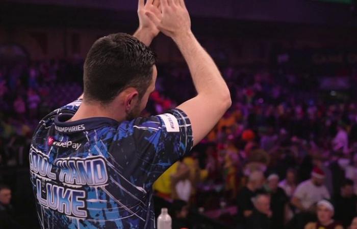 Luke Humphries prepara el choque de octavos de final de Peter Wright mientras Gerwyn Price vence a Joe Cullen en un thriller de muerte súbita