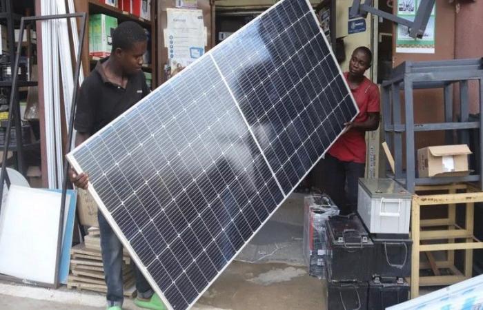 Nigeria: La energía solar, una alternativa a la crisis energética y al aumento de los precios del combustible – VivAfrik