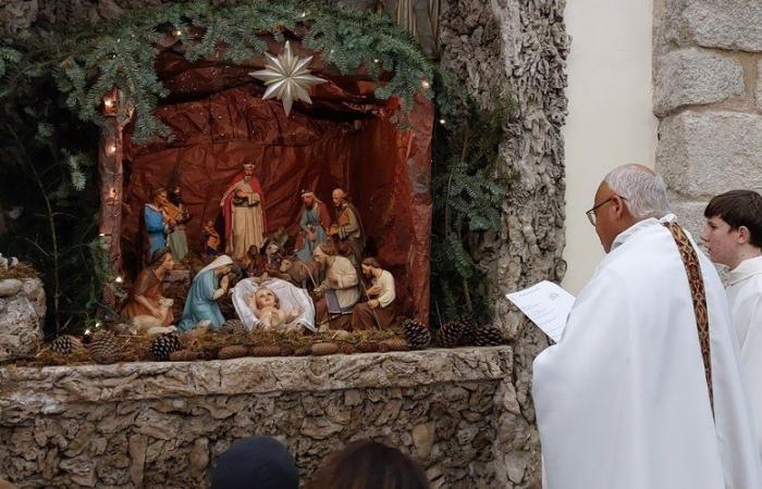 Saint-Laurent-de-Cerdans: la misa de la noche se basó en la tradición