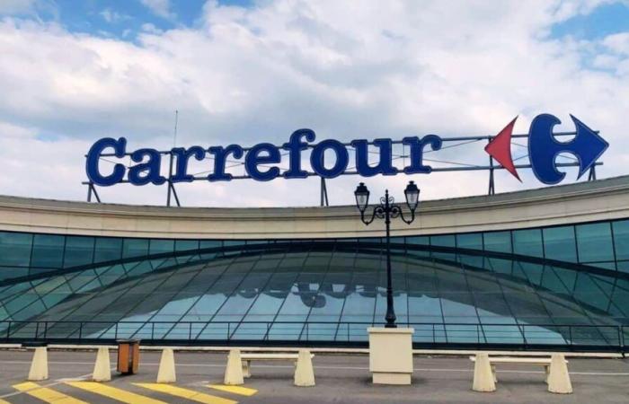 Malas noticias para todos los clientes de Carrefour, el programa de fidelización sustituido