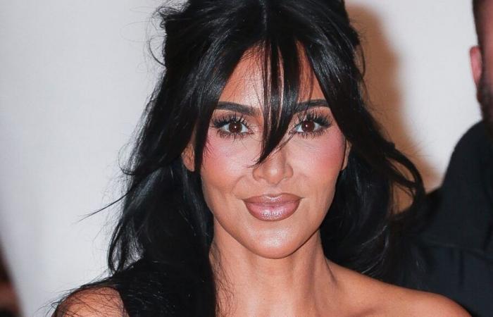 Kim Kardashian presenta un bob para el nuevo año