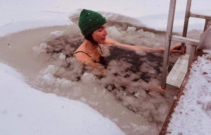 [VIDÉO] ¿Te atreverías a sumergirte en las frías aguas de un lago helado como Bianca Gervais, Sébastien Diaz y François Papineau?