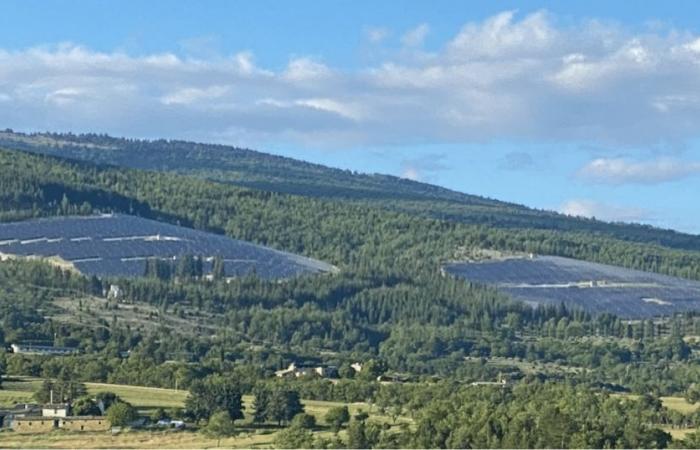 En la montaña de Lure, la central solar rechazada por los tribunales… pero en funcionamiento – vert.eco