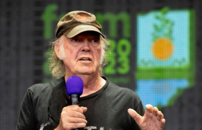 Tras sus críticas, Neil Young finalmente tocará en el festival de Glastonbury: Noticias