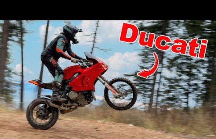 ¿Una Ducati Panigale V4 todoterreno? ¡Sí, existe! (video)