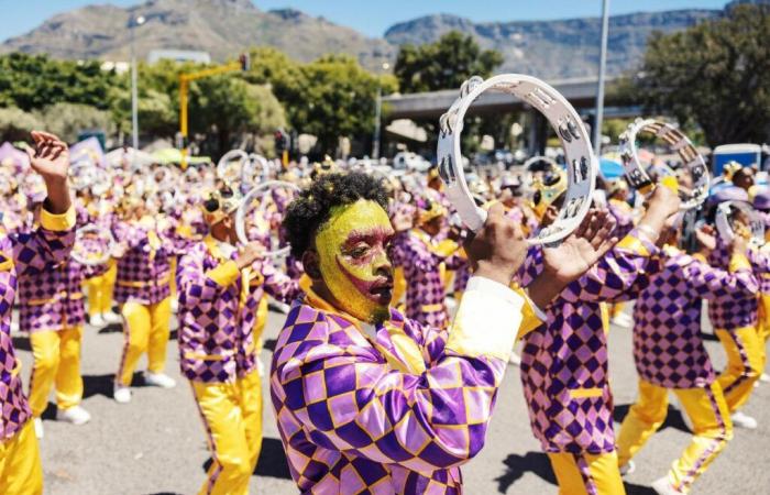 Carnaval colorido y reluciente en Ciudad del Cabo