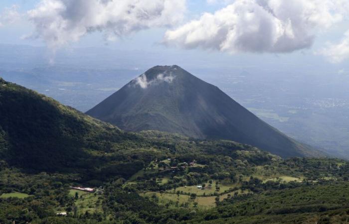 Salvador, el pequeño país que ha recorrido un largo camino