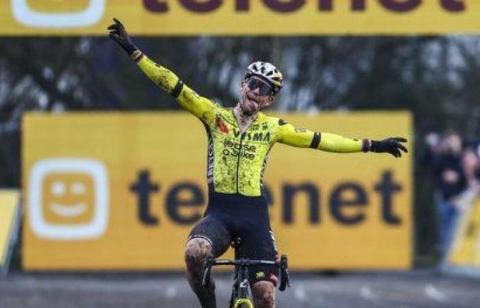 Van Aert firma su primer éxito del invierno