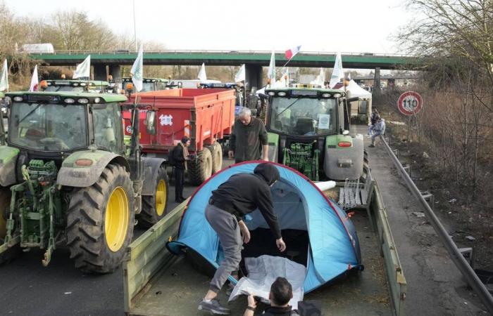 Ante la ira de los agricultores, el domingo se pondrá en marcha un “sistema de seguridad” en París y Rungis