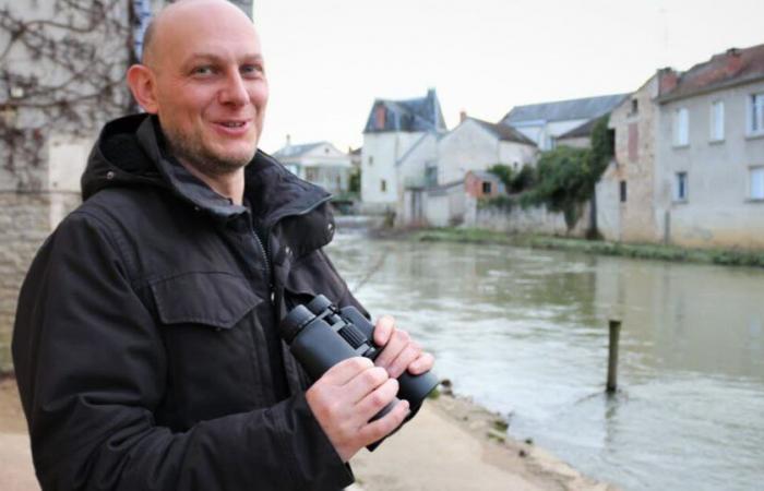 Lacour-d’Arcenay. Astrónomo aficionado, revela los eventos que no deben perderse en el cielo en 2025