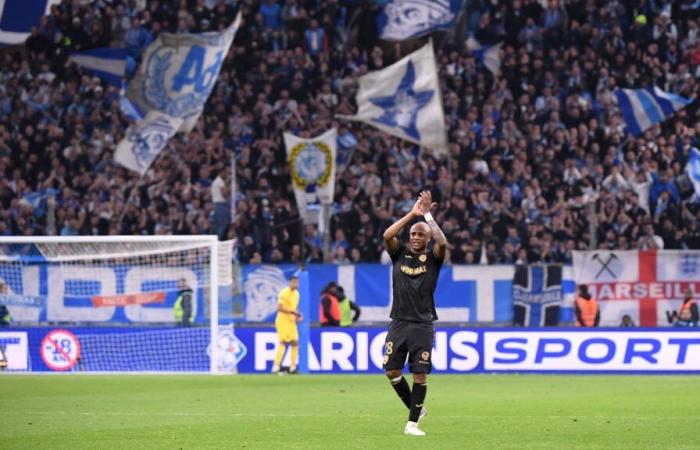 André Ayew, muy emocionado por el homenaje de la afición del OM, a pesar de su gol en Le Havre