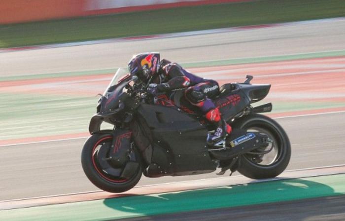 “En Pramac hay alrededor de 26 personas, pero un equipo de fábrica es como una máquina de guerra”