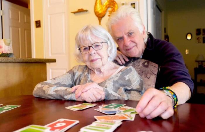 A sus 103 años, un montrealés sigue siendo un formidable jugador de cartas.