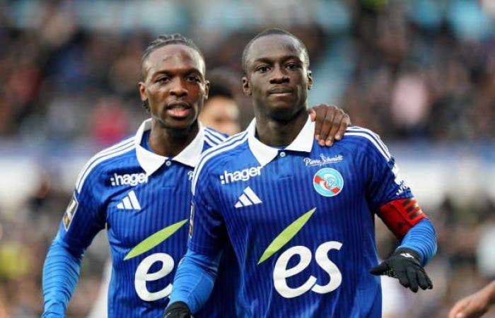 Estrasburgo domina al Auxerre con un gol de Habib Diarra