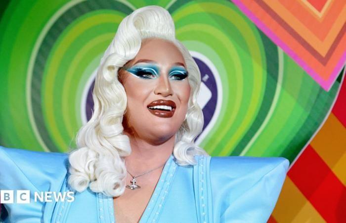 Muere la estrella del teatro musical y RuPaul’s Drag Race UK a los 32 años