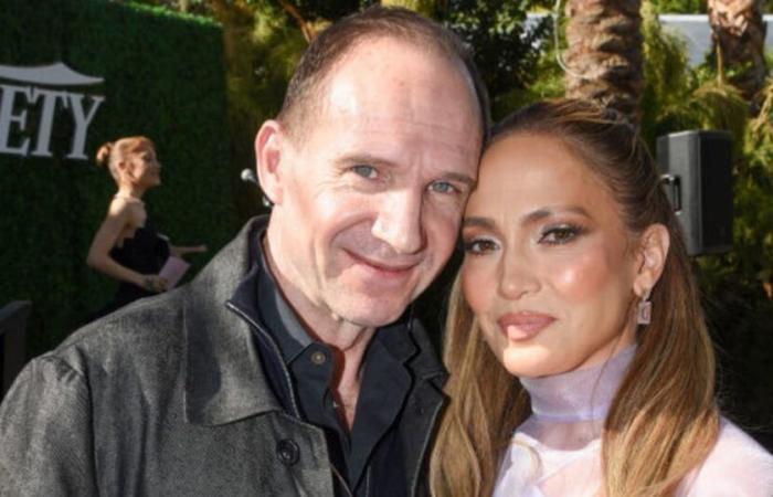 Los coprotagonistas de ‘Maid in Manhattan’ Ralph Fiennes y Jennifer Lopez se reúnen