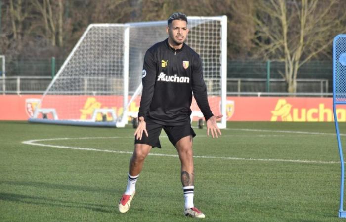 Facundo Medina y Brice Samba estuvieron presentes para el RC Lens-Toulouse