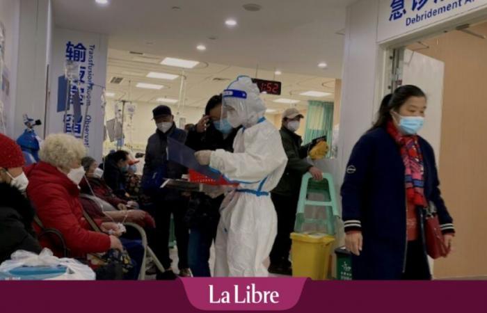 ¿Deberíamos preocuparnos por la misteriosa epidemia de infecciones respiratorias que está ejerciendo presión sobre los hospitales en China?