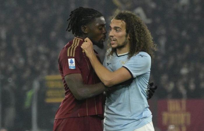 Hacía calor entre los dos internacionales franceses Guendouzi y Koné