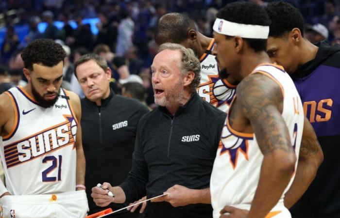 La tasa de triples de los Suns cae a medida que aumentan sus pérdidas