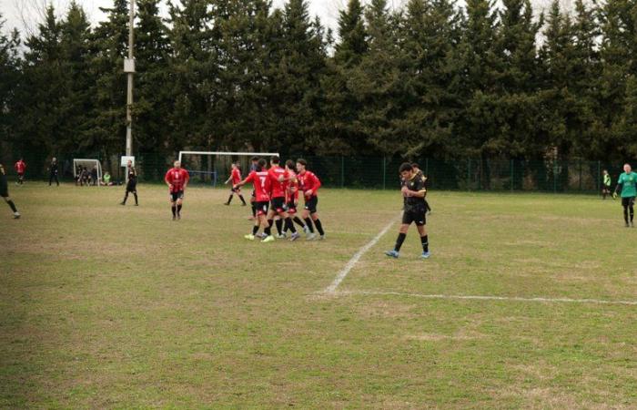 Contra Rhône Gardon, Uzès dominó fácilmente los debates en la Copa Gard-Lozère