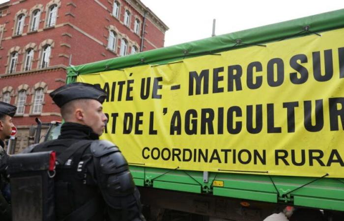 Isla de Francia. Los agricultores intentan en vano manifestarse en París