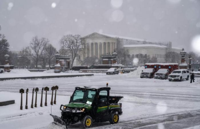 Tormenta invernal en el centro y este de Estados Unidos, Washington bajo la nieve – 07/01/2025 a las 00:51