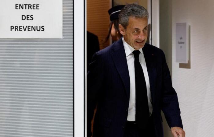 En el juicio contra Nicolas Sarkozy por la “financiación libia”, se cuestiona la competencia del tribunal