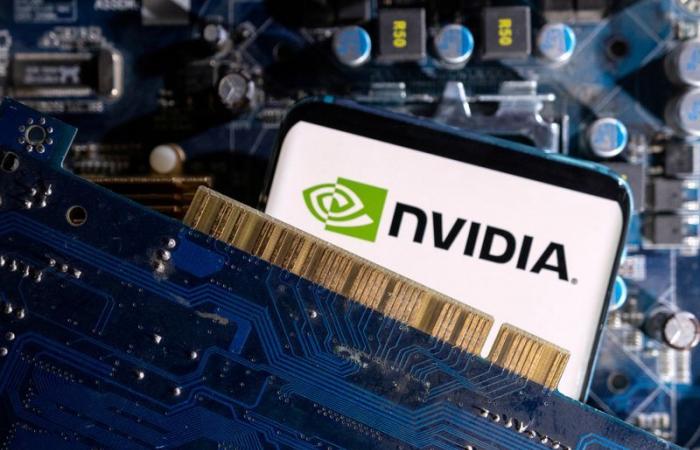 El Dow Jones se debilita mientras otros índices estadounidenses suben, Nvidia sigue subiendo Por Investing.com