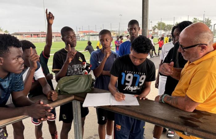 un reclutador italiano detecta 4 jóvenes talentos guyaneses