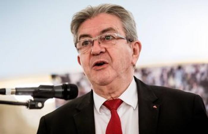 Jean-Luc Mélenchon deplora “el plato de lentejas” servido a los socialistas recibidos en Bercy