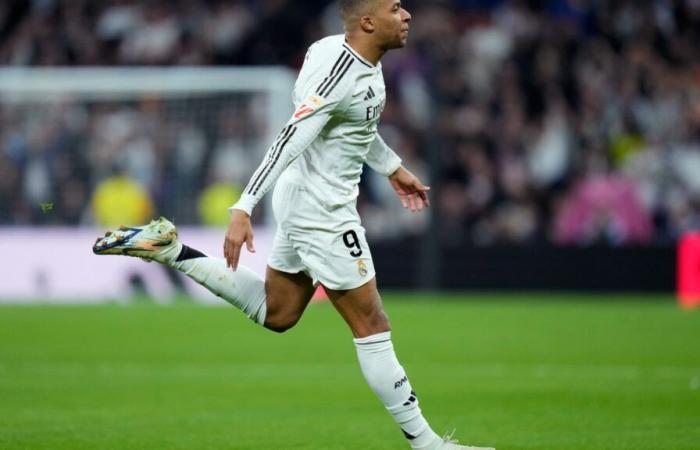 “Es una excelente noticia para el Real Madrid contar con Mbappé”, afirma un exgoleador del Barça