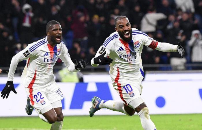 OL: Lacazette tramposo, es molesto