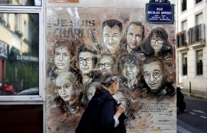 Diez años después, Charlie Hebdo conmemora el primer atentado en un año oscuro para Francia – rts.ch