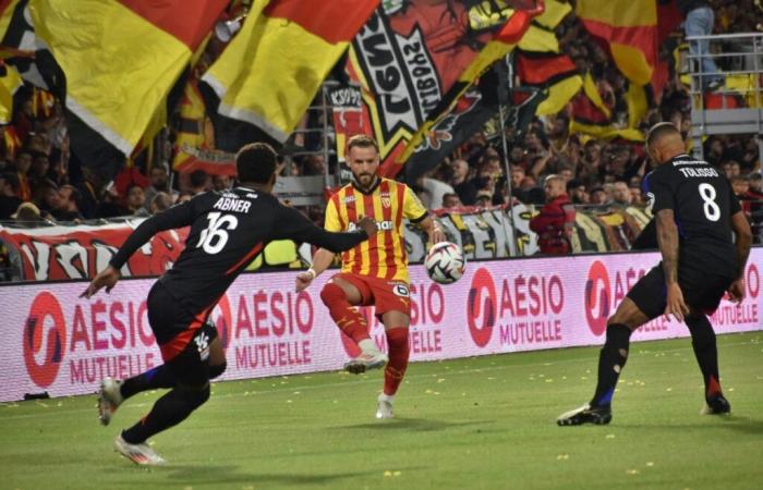 El agente de Jonathan Gradit no entiende la gestión del RC Lens sobre su jugador