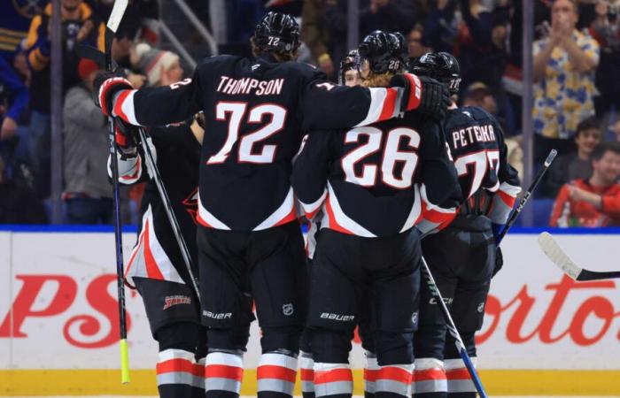 Los Sabres sobreviven al regreso de los Capitals